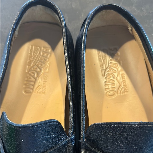 Salvatore Ferragamo Black Leather Loafers with Horsebit Detail main image 4